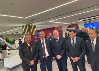 وزير الرياضة يؤازر الأهلي أمام باتشوكا المكسيكي