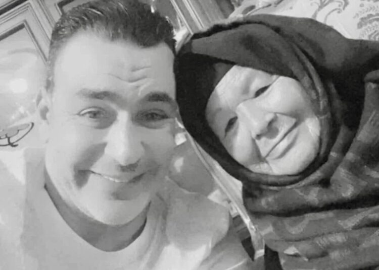 الحضري لـ “ايجيبت سكور”: حزين بسبب نشر صور لي أثناء عزاء والدتي