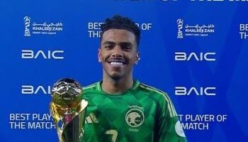 اليمن ضد السعودية.. مصعب الجوير يتوج بجائزة أفضل لاعب في المباراة