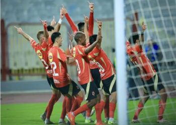 الأهلي يهزم المصري ويتربع علي قمة الدوري