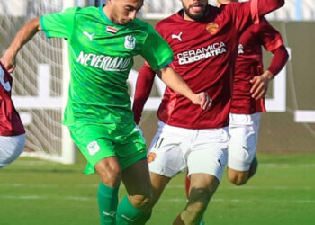 المصري يتعادل مع سيراميكا في الدوري المصري