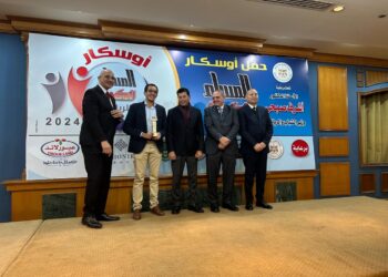 الخماسي الحديث أفضل اتحاد في حفل جوائز اوسكار الجمهورية والمساء