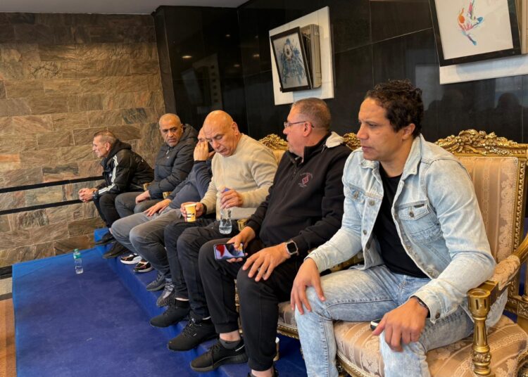 جهاز منتخب مصر بقيادة التوأم يحضر مباراة بيراميدز و غزل المحلة