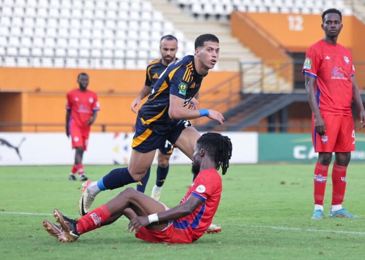 ” الأهلي هو الأهلي بره وجوه ” حول تأخره أمام استاد أبيدجان لفوز كبير