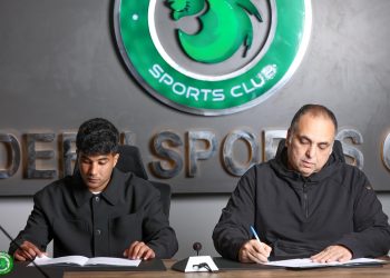 مودرن سبورت يضم وليد علي فرج أربعة مواسم ونصف