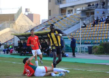 المقاولون يواصل الزحف نحو القمة بثنائية في شباك سبورتنج