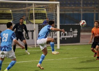 النيجيري صديق إيجولا يجري أشعة