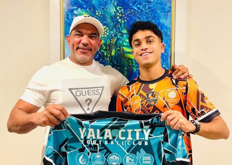 موهبة مصرية تحلق في تايلاند.. صقر ينضم إلى يالا سيتي