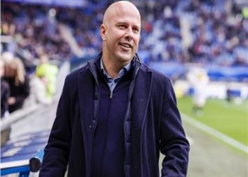 سلوت يريح نجوم ليفربول أمام بليموث في كأس الاتحاد الإنجليزي