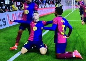 موقف برشلونة بعد فوزه على إشبيلية