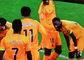 ريال مدريد يواجه صمود اسبانيول.. تعادل سلبي بعد مرور 30 دقيقة