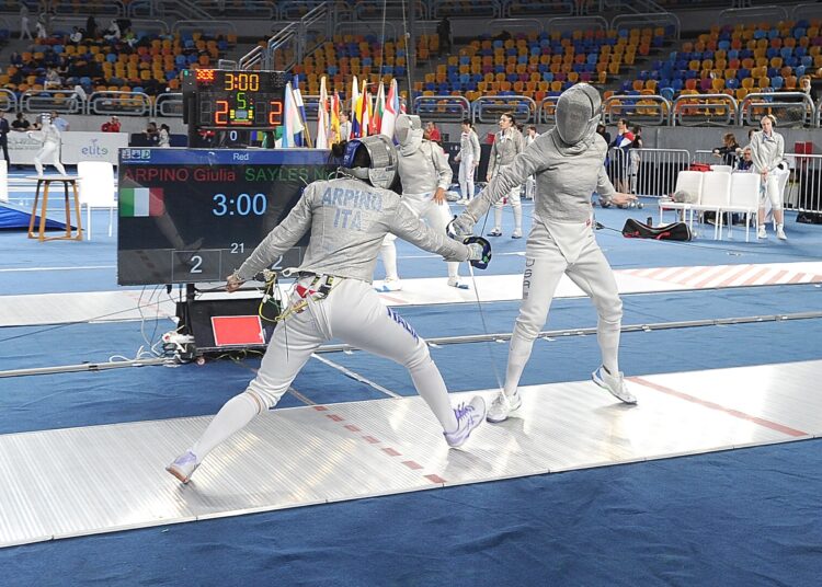 انطلاق كأس العالم لسلاح السيف للسيدات باستاد القاهرة