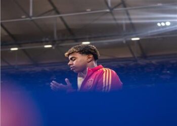 لامين يامال يتمسك بالصيام مع منتخب إسبانيا رغم المراقبة الطبية