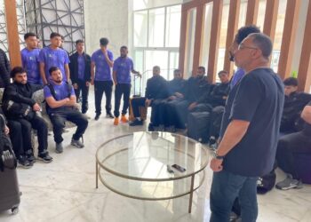 الشريعي يزور معسكر إنبي بالإسماعيلية لتحفيز اللاعبين قبل مواجهة مودرن سبورت