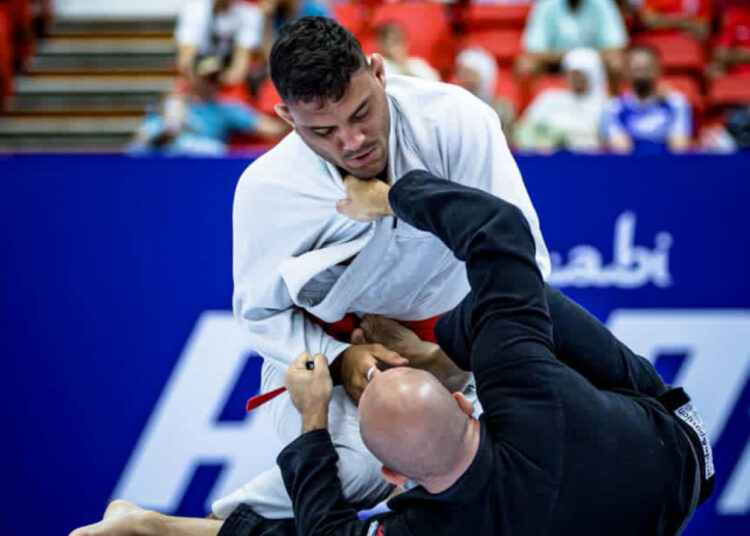 انطلاقة قوية لبطولة دبي الدولية لرابطة أبوظبي لمحترفي الجوجيتسو