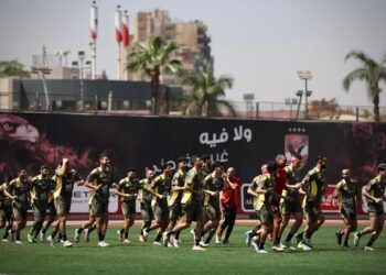 “فيفا” يعفي لاعبي الأهلي من الانضمام للمنتخبات خلال الأجندة الدولية بسبب مونديال الأندية