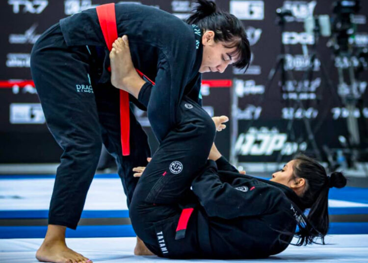 “كوماندو جروب” تحصد بطولة دبي الدولية لرابطة أبوظبي لمحترفي الجوجيتسو