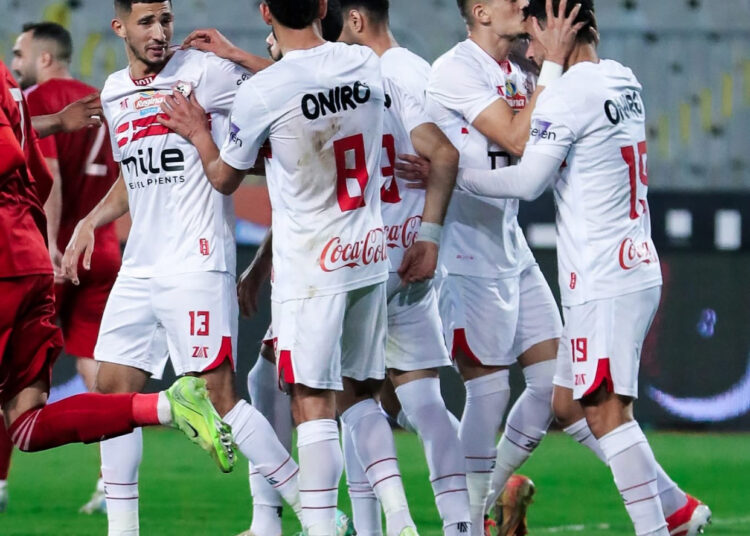الزمالك يضرب بـ”عقل” و”قدمين” ويشعل صراع القمة