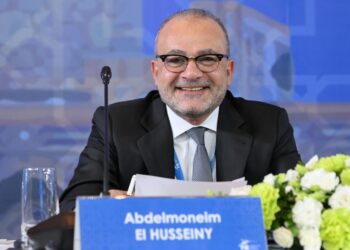 عبد المنعم الحسيني قائماً بأعمال رئيس للاتحاد الدولي للسلاح في انجاز تاريخي للرياضة المصرية