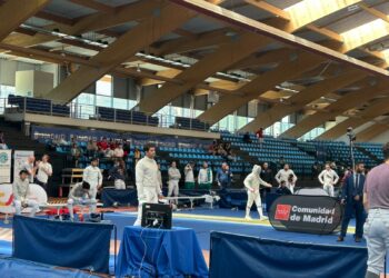 أحمد هشام يلحق بثلاثي المنتخب في الدور الرئيسي لكأس العالم لسلاح السيف بمدريد