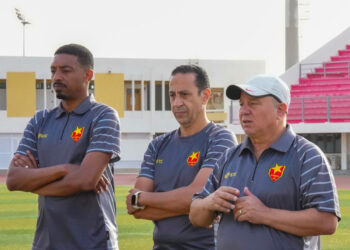 شاهد|شوقي غريب يظهر من جديد.. و”الزعيم” يعود للتدريبات في موريتانيا