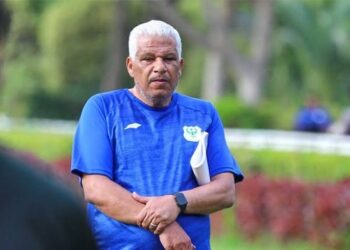 رسمياً.. المصري يُقيل بوجلبان ويُسند القيادة الفنية للدكتور ميمي