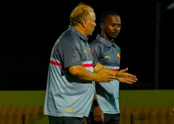 المريخ السوداني يواصل التحضيرات في موريتانيا بقيادة شوقي غريب