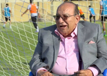 محمد عادل فتحي.. صعود المقاولون وسر “السبحة” التي لا تفارقه