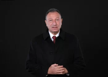 تعذر سفر محمود الخطيب مع بعثة الأهلي إلى مونديال الأندية بسبب حالة طبية طارئة