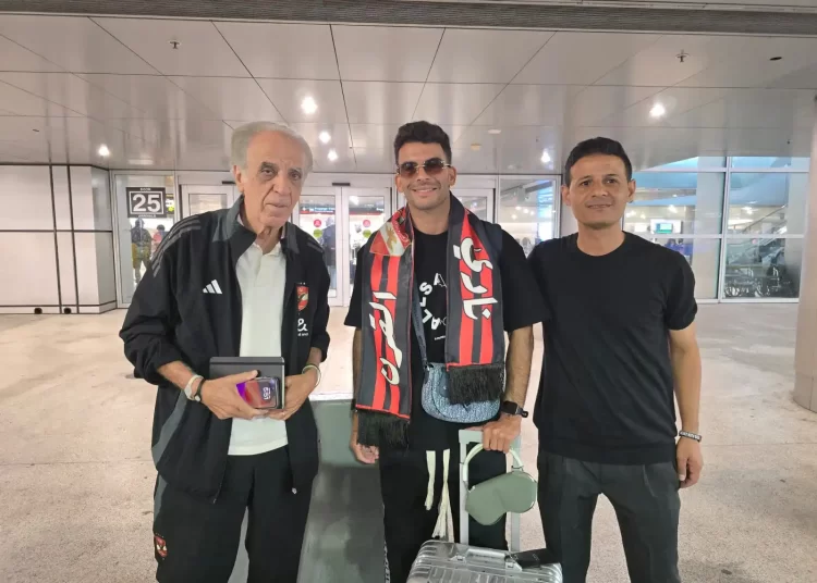 زيزو يتواجد في معسكر الأهلي بأمريكا