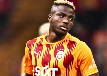 آخر مستجدات مفاوضات الهلال لضم أوسيمين