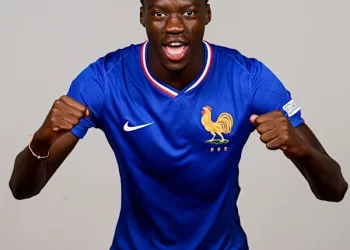 رسمياً.. تشيلسي يعلن ضم المدافع مامادو سار بعقد طويل الأمد حتى 2033