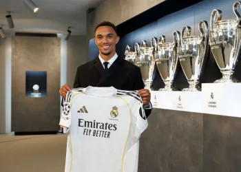 ريال مدريد يُعلن صفقة أرنولد رسميًا قبل المونديال