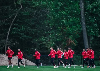 كوكا يثير القلق داخل الأهلي قبل موقعة بالميراس