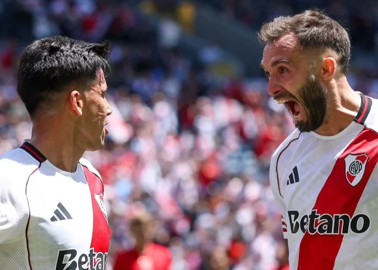 ريفر بليت يقسو على أوراوا بثلاثية في افتتاح مشواره بكأس العالم للأندية