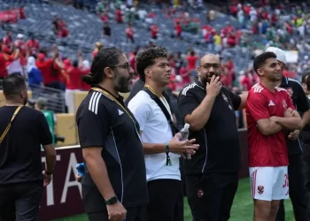 إمام عاشور يساند الأهلي أمام بالميراس