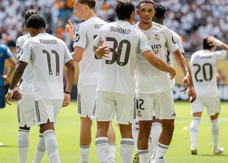 ريال مدريد يصطدم بباتشوكا بحثًا عن الفوز الأول