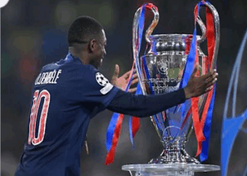 عثمان ديمبيلي يتوج بجائزة أفضل لاعب في دوري أبطال أوروبا