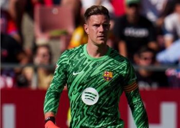 برشلونة يواجه مستقبلًا غامضًا مع تير شتيجن وسط تحركات لتعزيز مركز حراسة المرمى