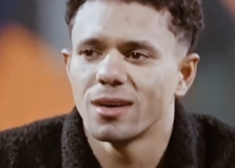 من الحواتكة إلى النجومية.. محمود زلاكه يروي رحلته من شيل الرمل إلى منتخب مصر