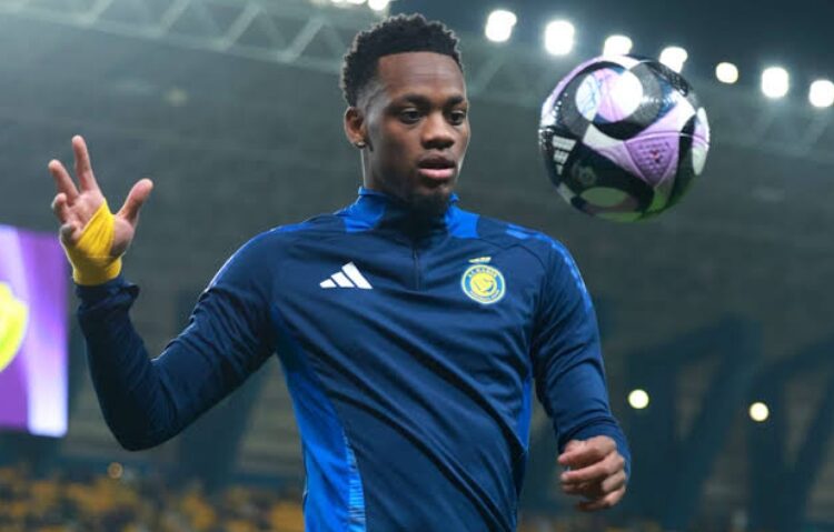 الغموض يحيط بمستقبل دوران مع النصر