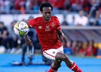 بيرسي تاو يقترب من الدوري المصري بعد فسخ عقده في قطر