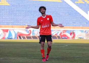 جون إدوارد يبدأ بقوة.. عمرو ناصر أولى صفقاته