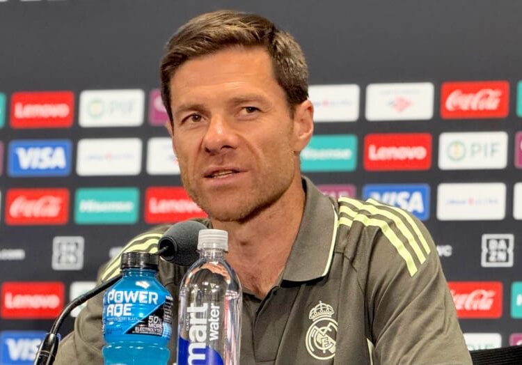 ألونسو يعلن موعد قرار مشاركة مبابي أمام الهلال في مونديال الأندية