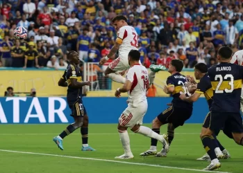 عقوبات قاسية من فيفا علي لاعبي مباراة بنفيكا وبوكا جونيورز في مونديال الأندية