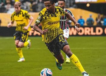 التشكيلة الرسمية لمباراة بوروسيا دورتموند وصنداونز في كأس العالم للأندية