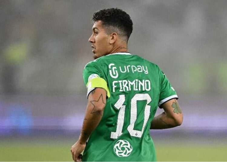 فيرمينو يحزم حقائبه ويغادر الدوري السعودي قريبًا