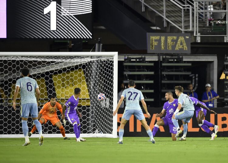 يوفنتوس يضرب العين برباعية صادمة في الشوط الأول