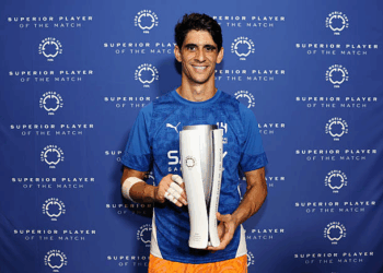 ياسين بونو يتألق ويحصد جائزة الأفضل في مواجهة الهلال وسالزبورغ