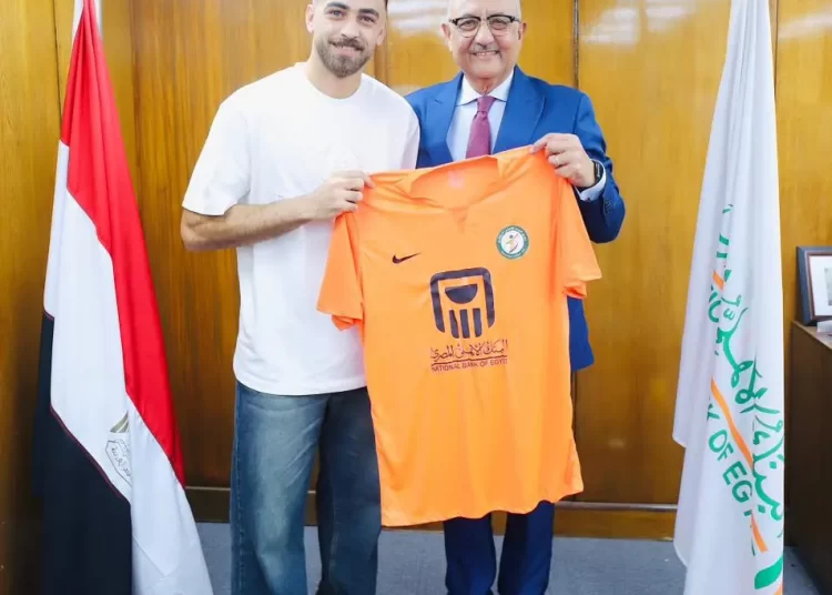 يسري وحيد إلى البنك الأهلي في عقد ثلاثي